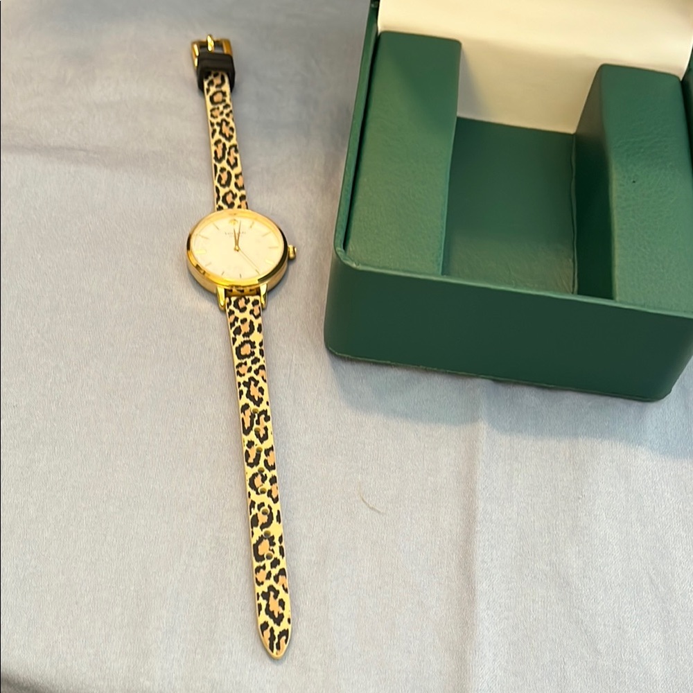 Kate Spade Watch w/ Gold Tone Case & Leather Leopard Print Band - Picture 7 of 11